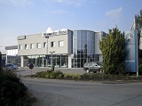 1998 Autocentrum Mercedes-Benz České Budějovice.jpg